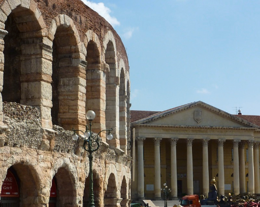ARENA VERNONA  und Wohnen im Appartement Romagnoli